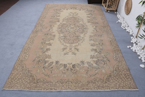 Vintage rug 6x9 - ft, large
