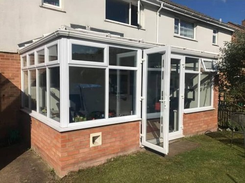 Conservatory 17x9 - 17x9, (feet)